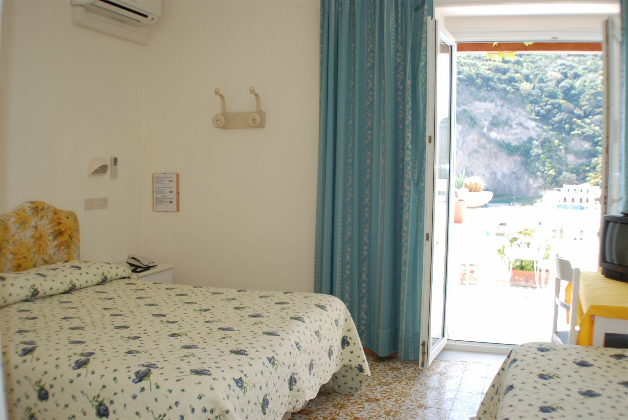 Hotel La Palma Sant'Angelo  Ngoại thất bức ảnh